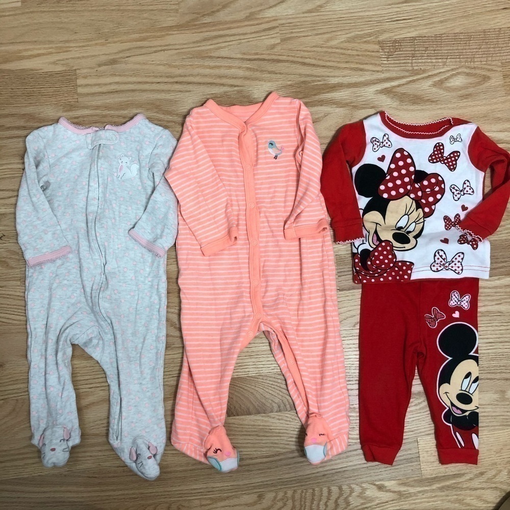 9 month Pajama Bundle Minnie Mouse Carter’s